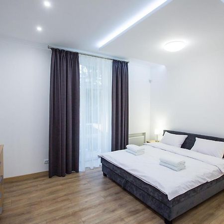 Avangard Kulisha* Apartment Lviv Bagian luar foto