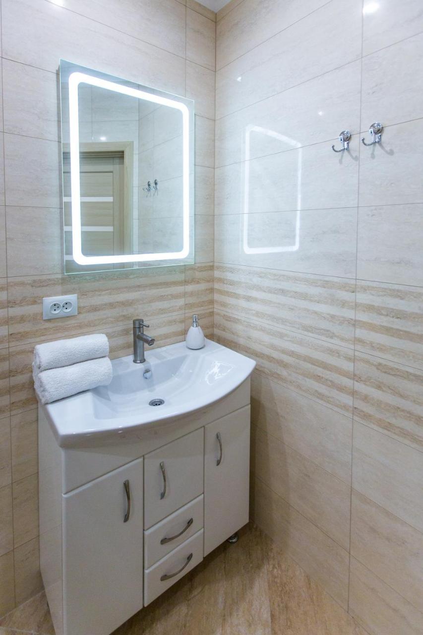 Avangard Kulisha* Apartment Lviv Bagian luar foto