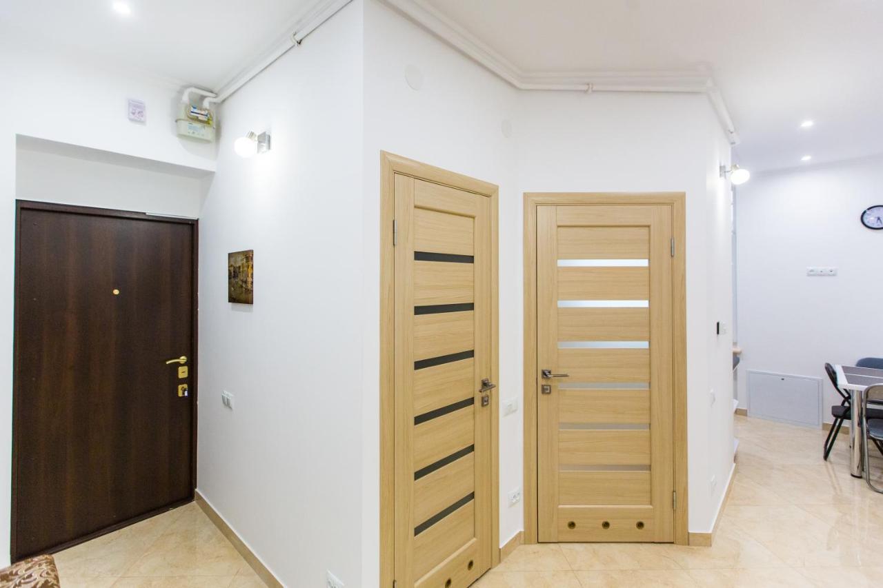 Avangard Kulisha* Apartment Lviv Bagian luar foto