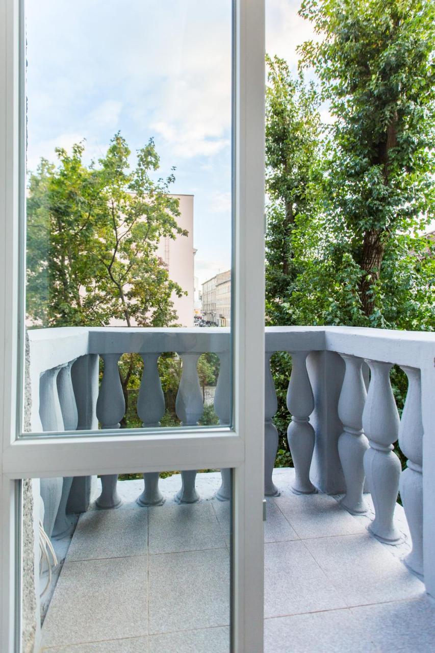 Avangard Kulisha* Apartment Lviv Bagian luar foto