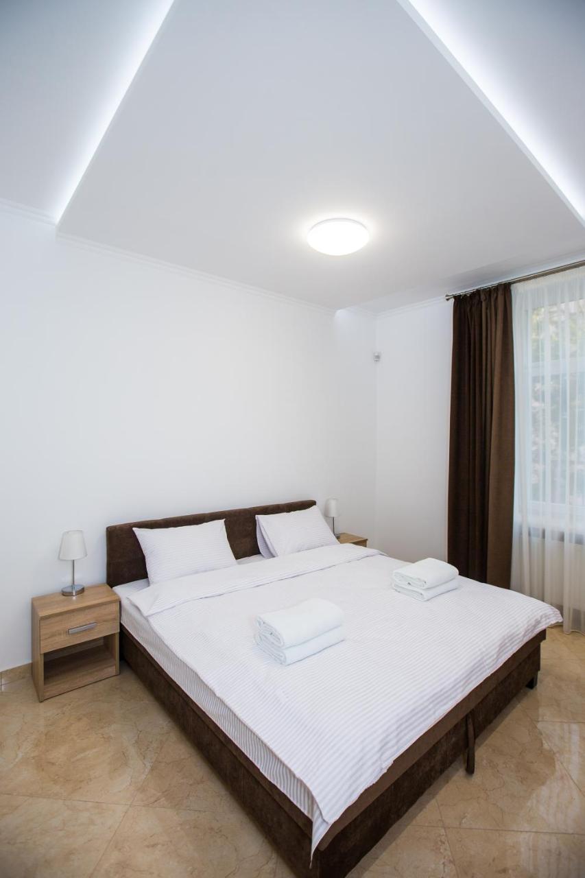 Avangard Kulisha* Apartment Lviv Bagian luar foto