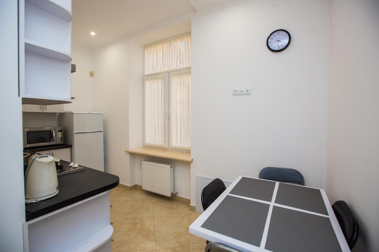 Avangard Kulisha* Apartment Lviv Bagian luar foto