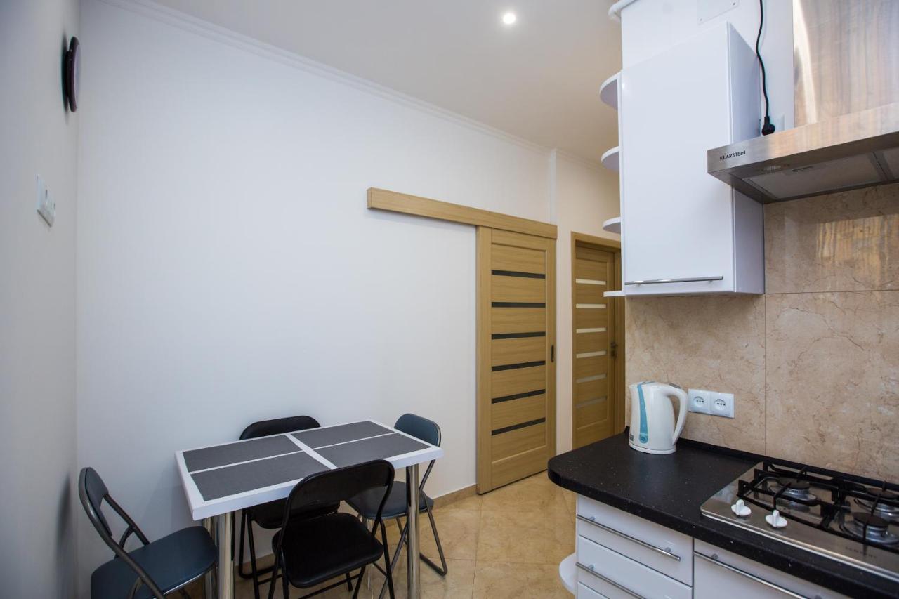 Avangard Kulisha* Apartment Lviv Bagian luar foto