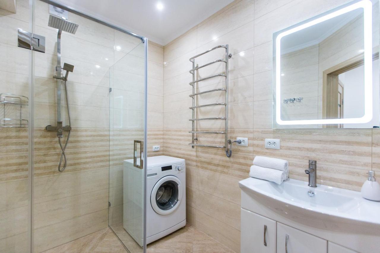 Avangard Kulisha* Apartment Lviv Bagian luar foto