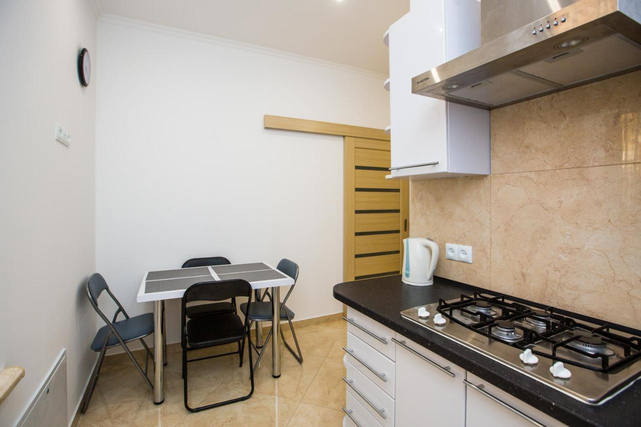 Avangard Kulisha* Apartment Lviv Bagian luar foto