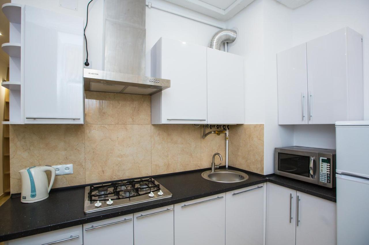 Avangard Kulisha* Apartment Lviv Bagian luar foto