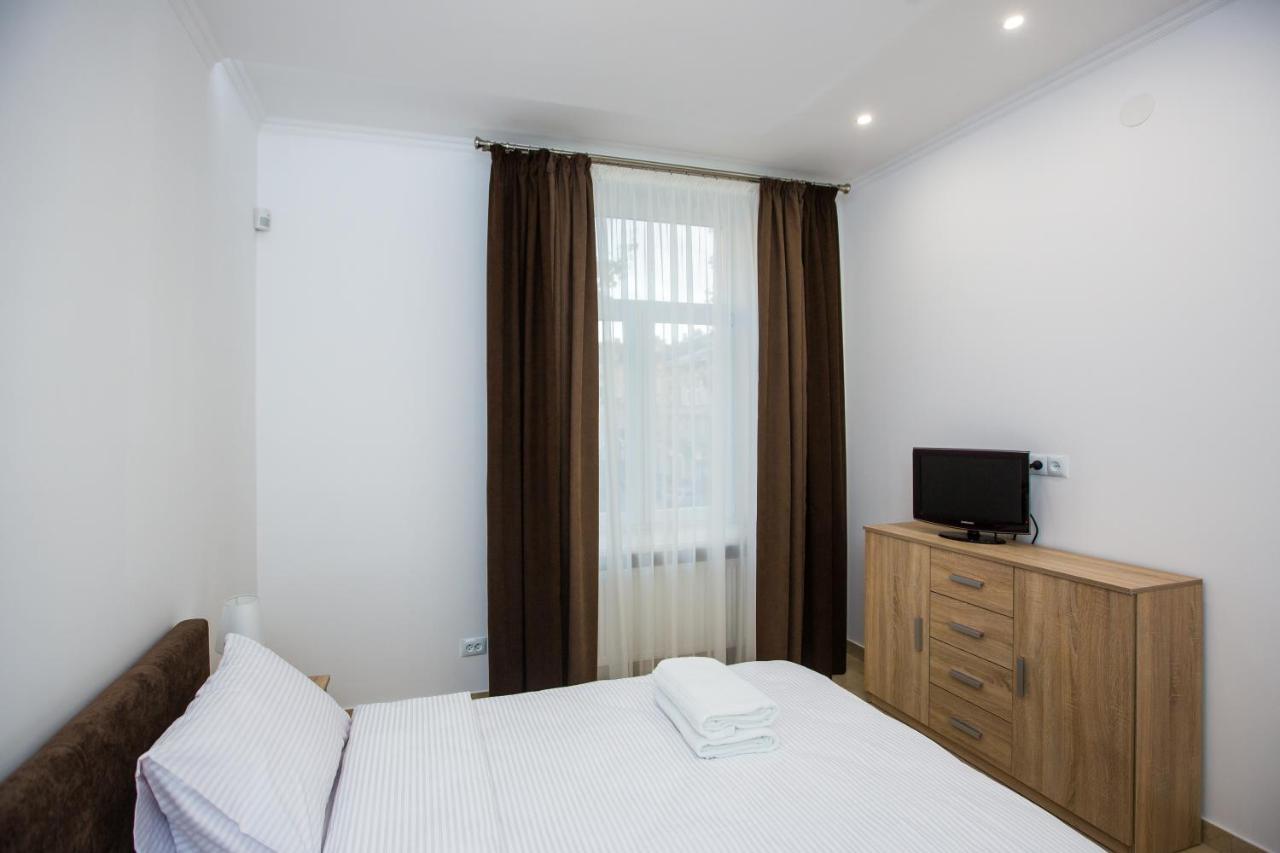 Avangard Kulisha* Apartment Lviv Bagian luar foto