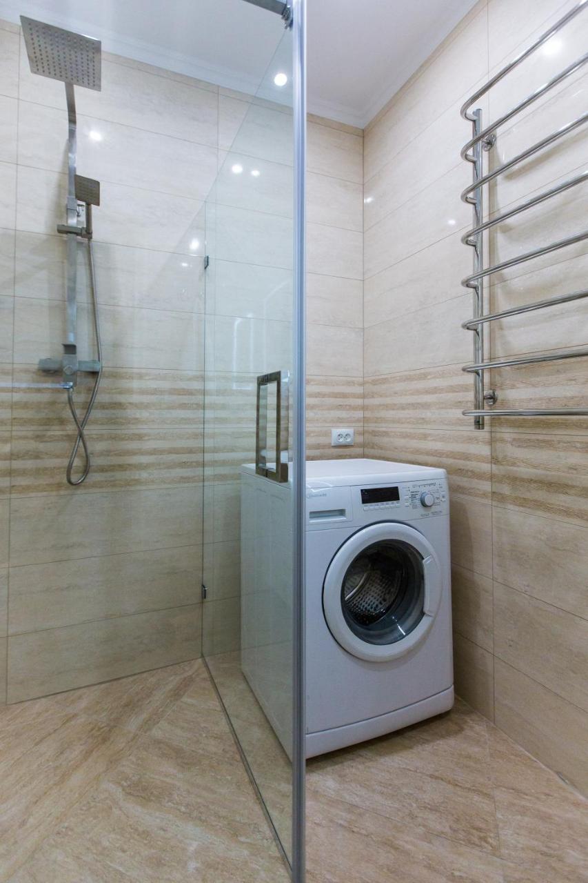 Avangard Kulisha* Apartment Lviv Bagian luar foto